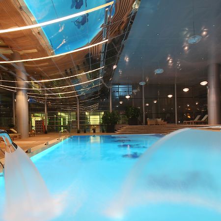 La Cigale Hotel Managed By Accor Доха Удобства фото The swimming pool
