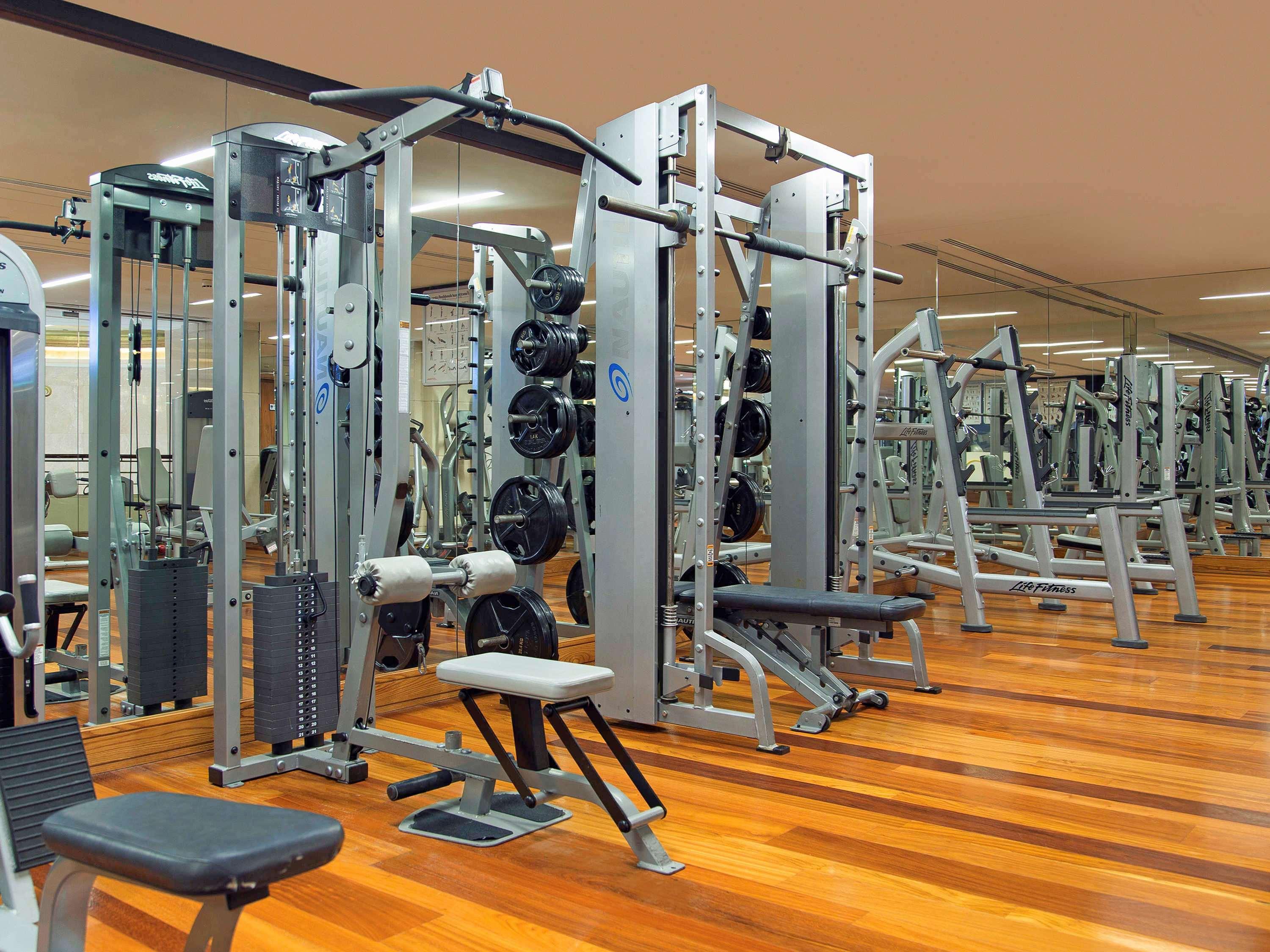 La Cigale Hotel Managed By Accor Доха Экстерьер фото A gym
