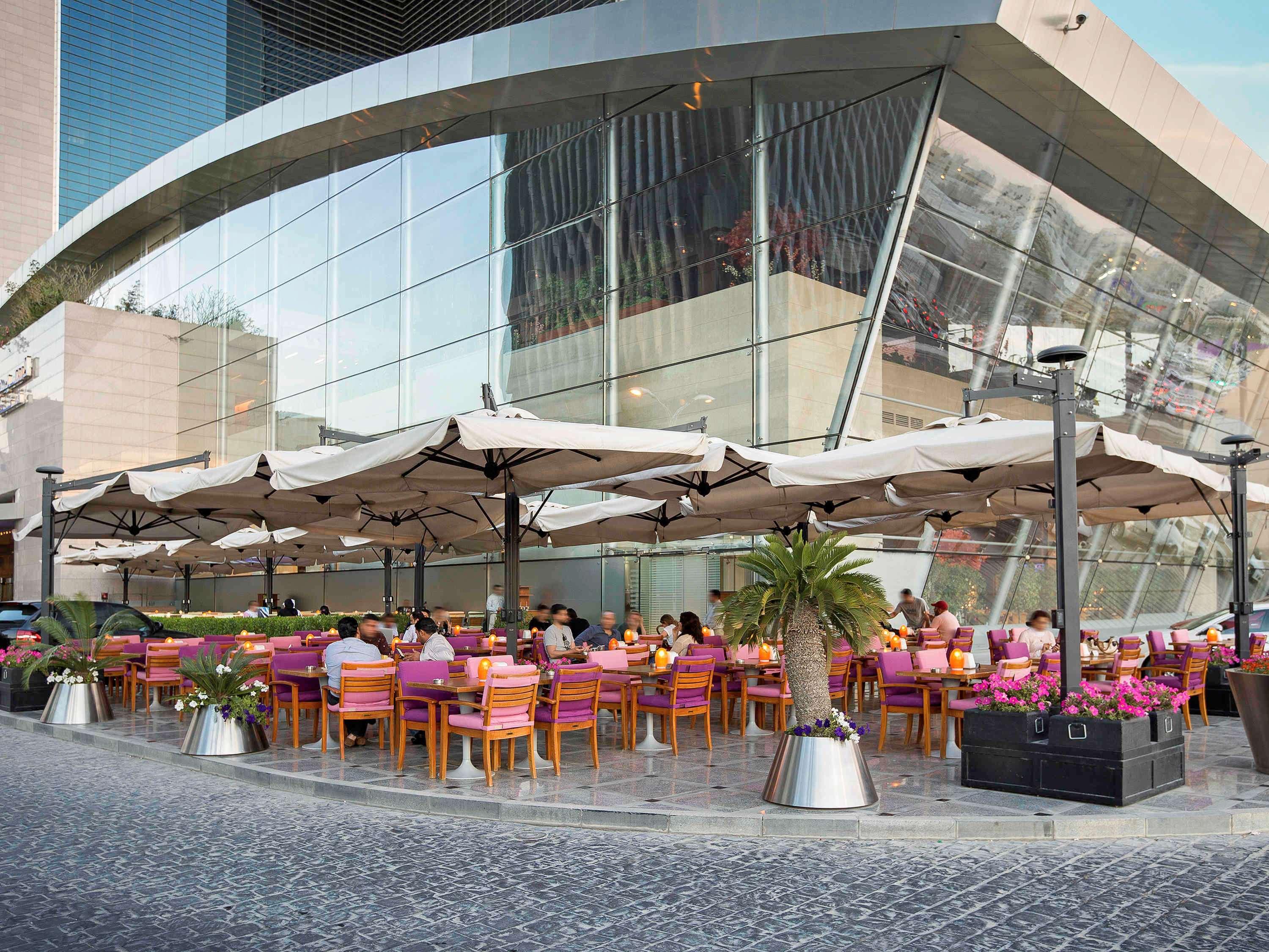 La Cigale Hotel Managed By Accor Доха Экстерьер фото The Terrace