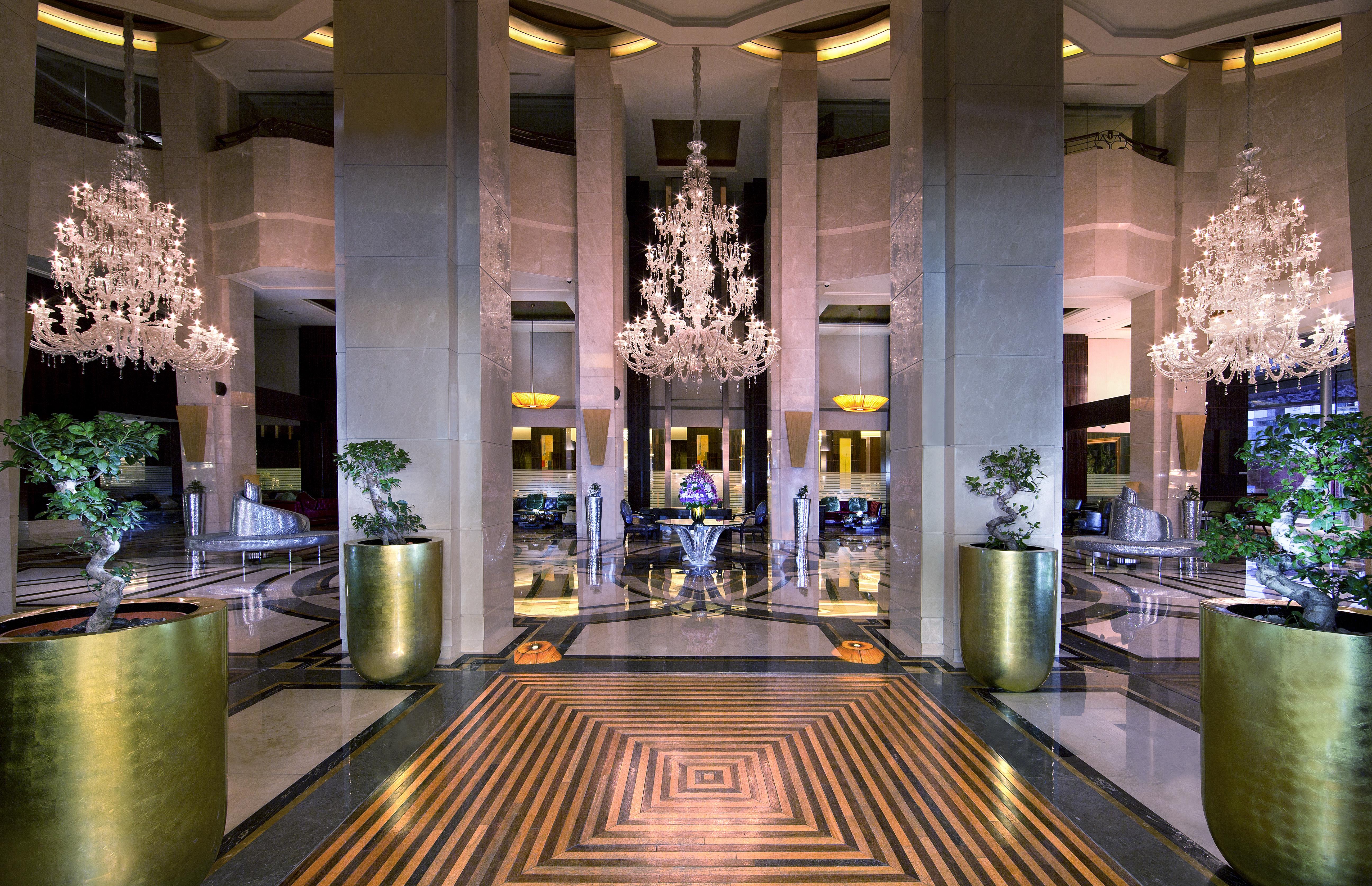 La Cigale Hotel Managed By Accor Доха Интерьер фото The lobby of the Four Seasons Hotel, Cairo at Nile Plaza