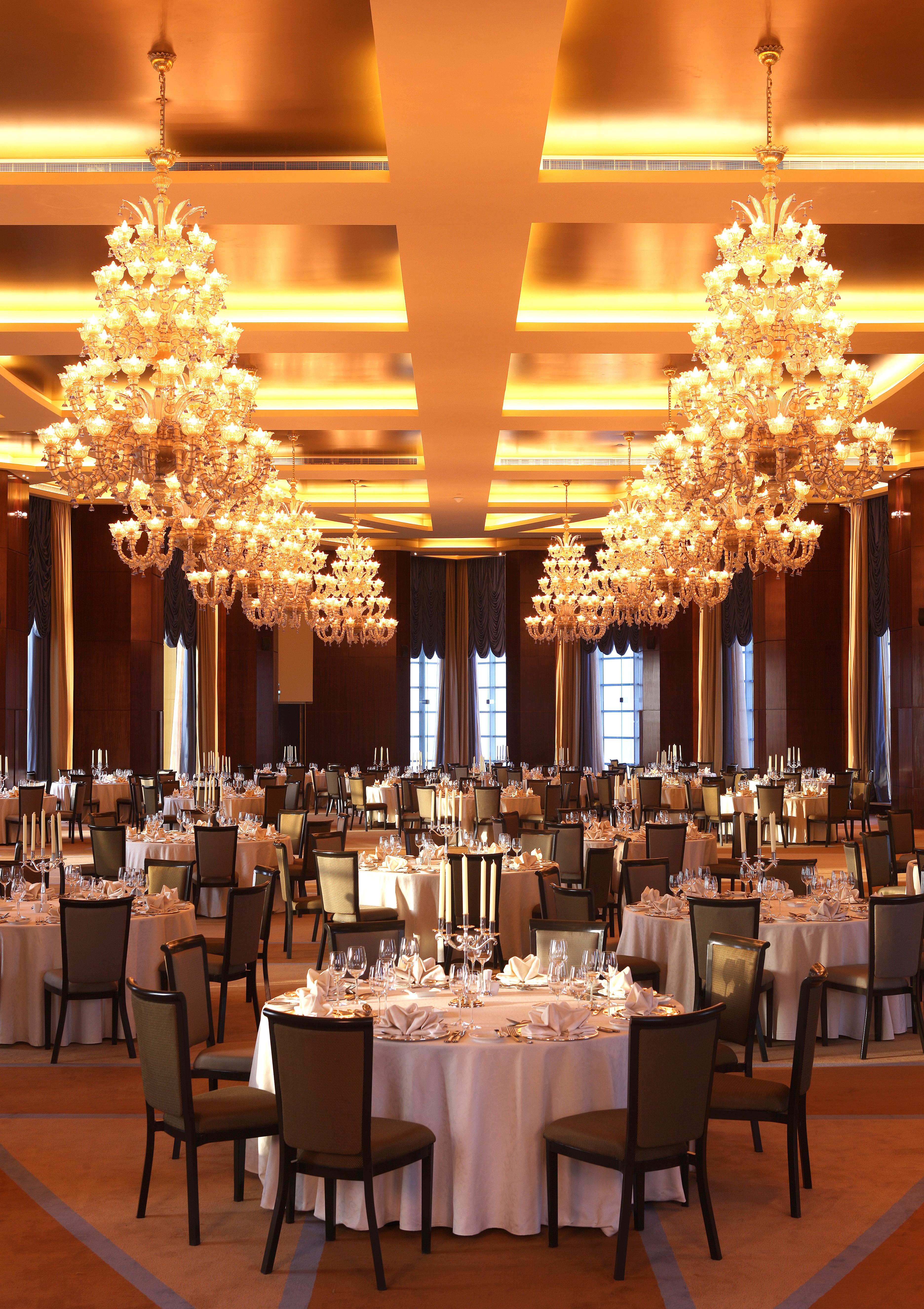 La Cigale Hotel Managed By Accor Доха Ресторан фото The ballroom