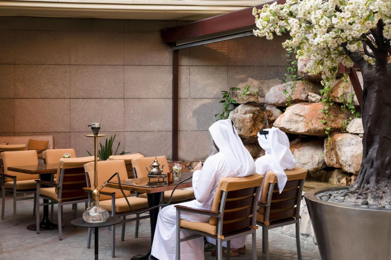 La Cigale Hotel Managed By Accor Доха Экстерьер фото The lounge at the airport