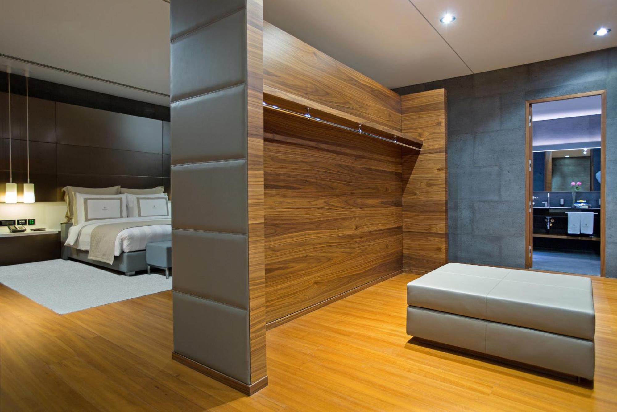 La Cigale Hotel Managed By Accor Доха Экстерьер фото A room at the hotel